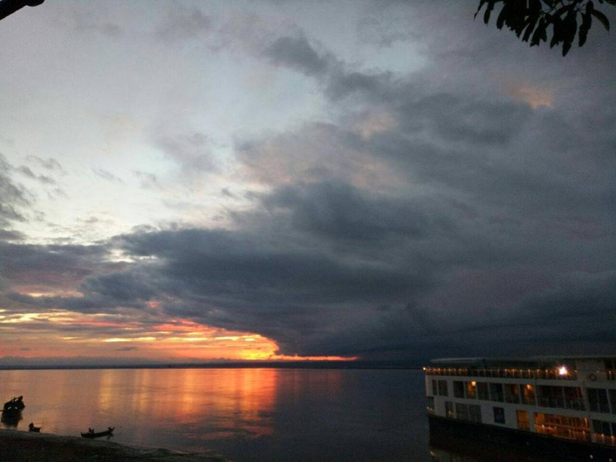 Salay River View Inn Sale 外观 照片