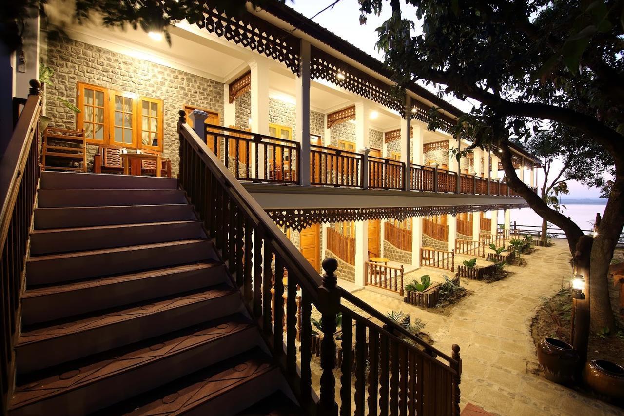 Salay River View Inn Sale 外观 照片